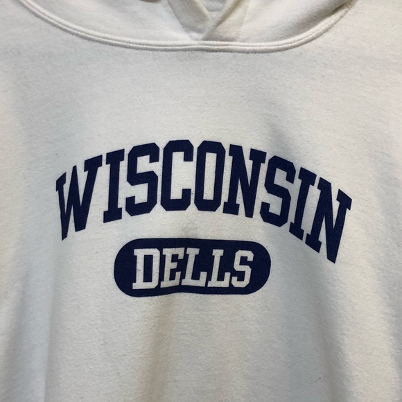 Gildan || Wisconsin Dells Hoodie - Picture 3 of 4